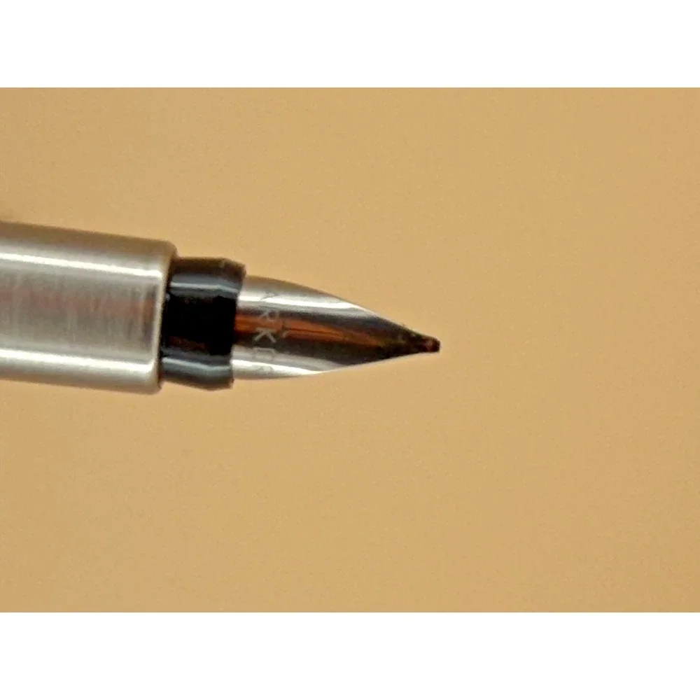 Parker Vector White Fountain Pen Chrome Trim Stainless Steel Nib